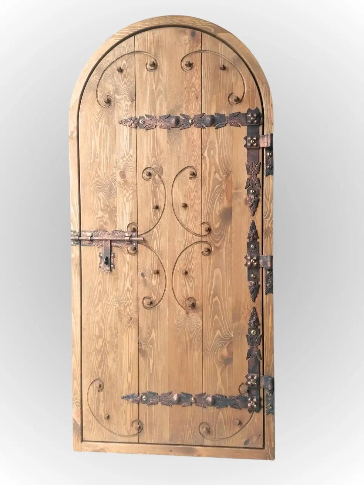 Drzwi drewniane do piwnic